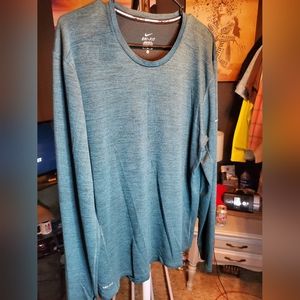 Mens Nike Long Sleeve Tee